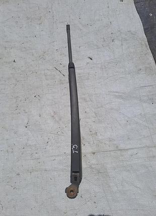 Держатель дворников ляды volkswagen t5 2.5 tdi 2007г.в