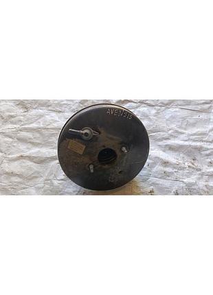 Вакуумный усилитель тормозов 47200-05240 toyota avensis adt271l-aweyw 08-15