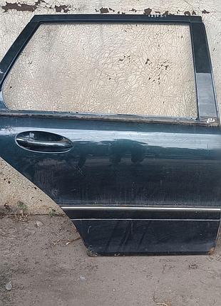 Двері задня права mercedes c270 2.7 cdi 01