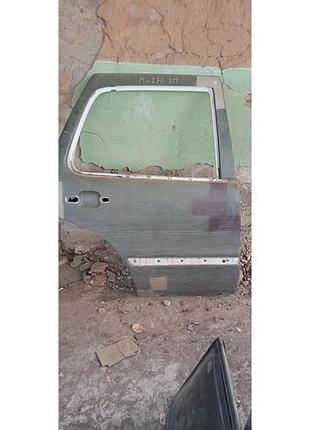 Двері задня права mercedes ml 270
