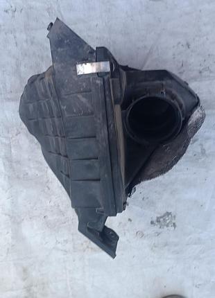 Корпус воздушного фильтра volkswagen passat b5 3b0129607