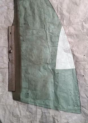 Стекло передние левое opel vectra c 1.8бензин 2002г.в.