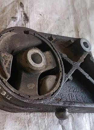 Подушка двигуна задня opel vectra c 1.8 бензин 2002г.в.