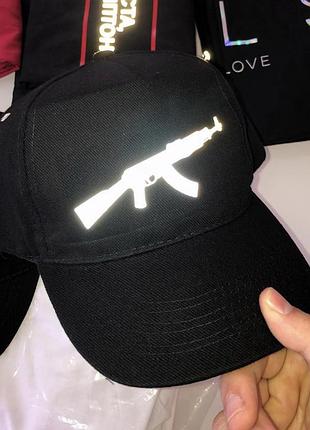 Кепка - бейсболка . ak 47 / светоотражающий принт