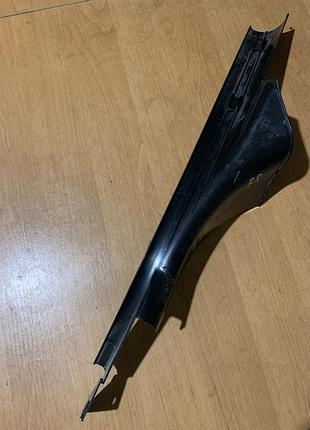 Накладка порогу задня права внутря bmw 5 series e39 51478159470