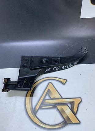 Кронштейн бампера заднього правого audi a6 c5 allroad 4z7807454