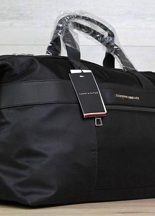 Спортивная сумка tommy hilfiger, дорожная сумка tommy hilfiger черного цвета, сумка томми хелфигер
