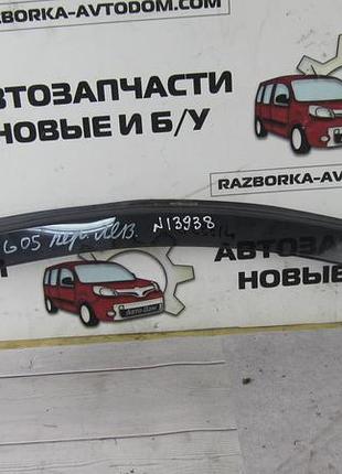 Ветровик дождевик (дефлектор) двери передней левой renault megane 2 (03-09)