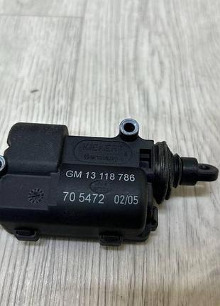 Моторчик привод замка крышки багажника (ляды) opel zafira a (1999-2005) oe:13118786