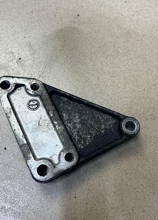 Кронштейн клапана egr (егр) 2.0cdti mazda 5 (05-), mazda 6 (02-) mpv oe:rf7j20331