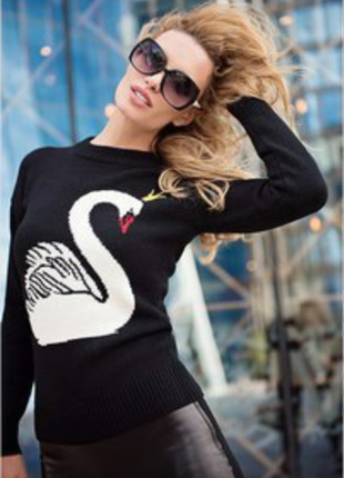Очень теплый черный свитер love republic в стиле valentino1 фото