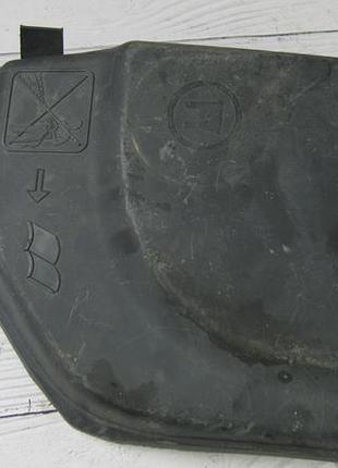 Крышка блока предохранителей citroen c4(2004-2010), citroen berlingo, peugeot partner(2003-2008) oe:965841810