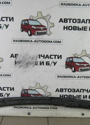 Пластик під лобове скло нижня citroen c4 (2004-2010) oe:8251v2