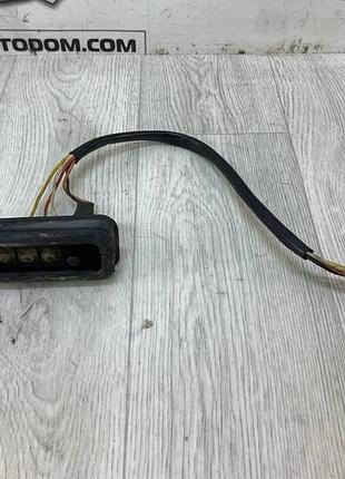Контакти бічних лівих зсувних дверей renault kangoo (1997-2007) oe: 7700315233