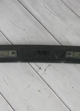 Накладка планка пластик подсветки номера распашной двери opel combo (2001-2012) oe: 9228482