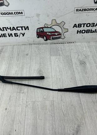 Рычаг стеклоочистителя передний правый (дворник) ford mondeo mk4 (07-10) oe:7s7117526cc
