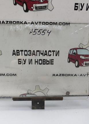 Скло заднього правого дверей audi 80 b2 (1984-1986) ое: dgm 32171vt