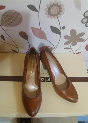 Туфлі шкіра.baldaccini