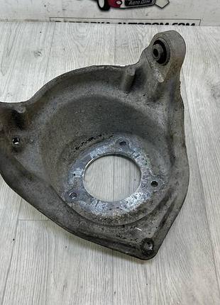 Кронштейн / чашка амортизатора переднего правого peugeot 407 (04-11) oe:352719