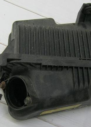 Корпус воздушного фильтра hyundai getz (2002-2005) oe:281121c500, 281111c500