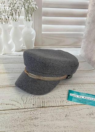 Кепі сіре з декором