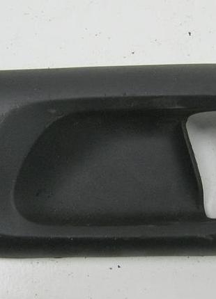 Накладка ручки задней левой двери внутренняя opel corsa c (2000-2012), combo (2001-2011) oe:13107018