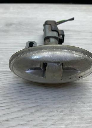 Повторитель поворота на крыле peugeot 407 (04-11), 4007, 1007 oe: 9680057480