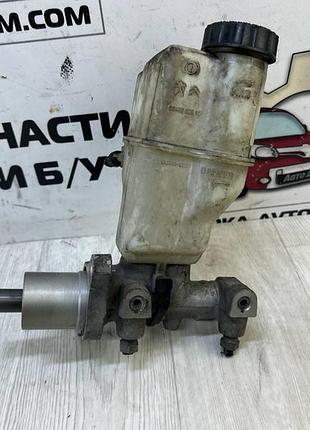 Главный тормозной цилиндр с бачком peugeot 407 (04-11) oe:4601p6 , 9646980980