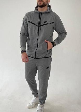 Спортивный костюм nike