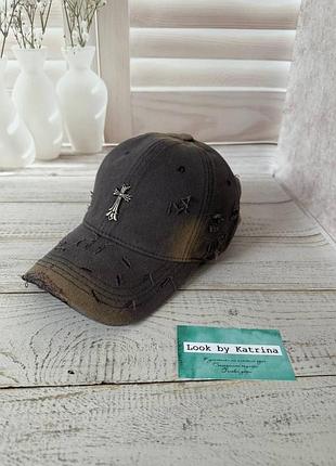 Бейсболка chrome hearts в сером цвете