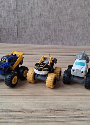 Металеві машинки блиск і чудо машинки blaze & the monster machines