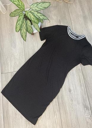 Скня чорна коротка primark