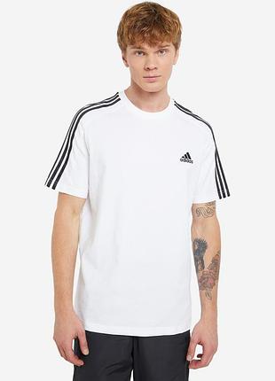 Футболка adidas оригінал ідеальний стан біла білого кольору