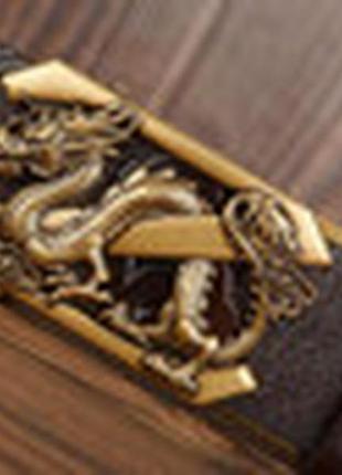 Мужской, кожаный, брендовый, с золотой пряжкой в форме "дракона".