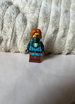 Lego фигурка воин/пират - коллекционная