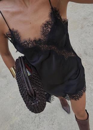 Сукня з мереживом zara