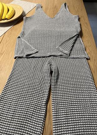 Pull&bear трикотажний костюм.