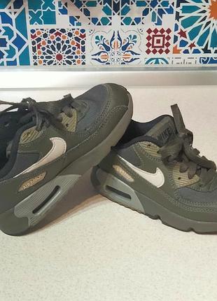Стильные фирменные детские кроссовки nike air max для мальчика (28,5 размер)