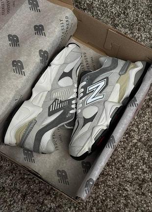 Женские кроссовки new balance 9060 grey white
