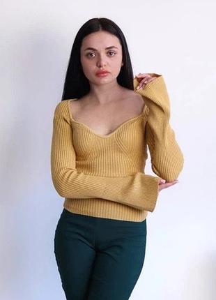 Гольф жіночий .жіноча кофтинка з кльош рукавами.водолазка жіноча
