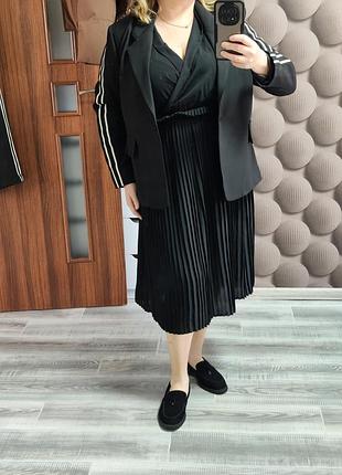 Платье черное плиссе