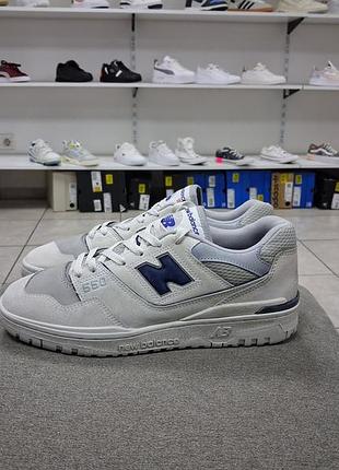 Кросівки моделі new balance 550 у кольоровій гамі grey day 2023 (артикул bb550gd1).