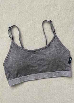 Топ nike push-up