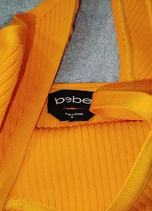 Яркое платье bebe 5