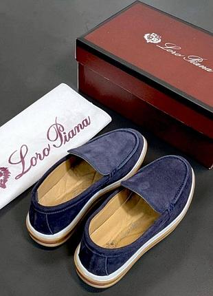 Брендові мокасини