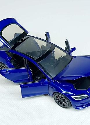 Машинка автопром "tesla модель s с зарядной станцией" синяя, 1:24 (18 см) ap7713-2