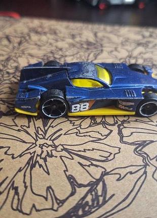 Гарячі колеса формула hot wheels formul8r j50