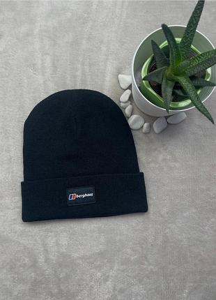 Стильна шапка berghaus,стан:ідиальний