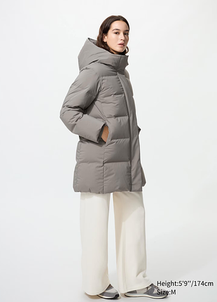 Безшовне пухове коротке пальто куртка пуховик uniqlo