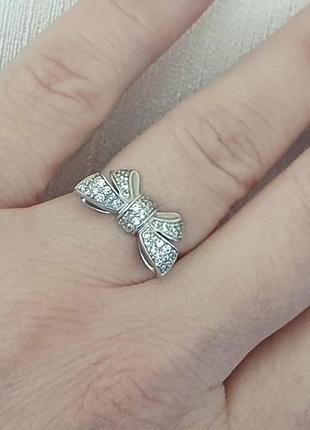 Серебряное кольцо с фианитами. 500146-р 16,5 17,5
